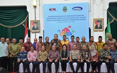 Pemprov Riau Bangun Sistem Pemerintahan Transparan dan Efisien